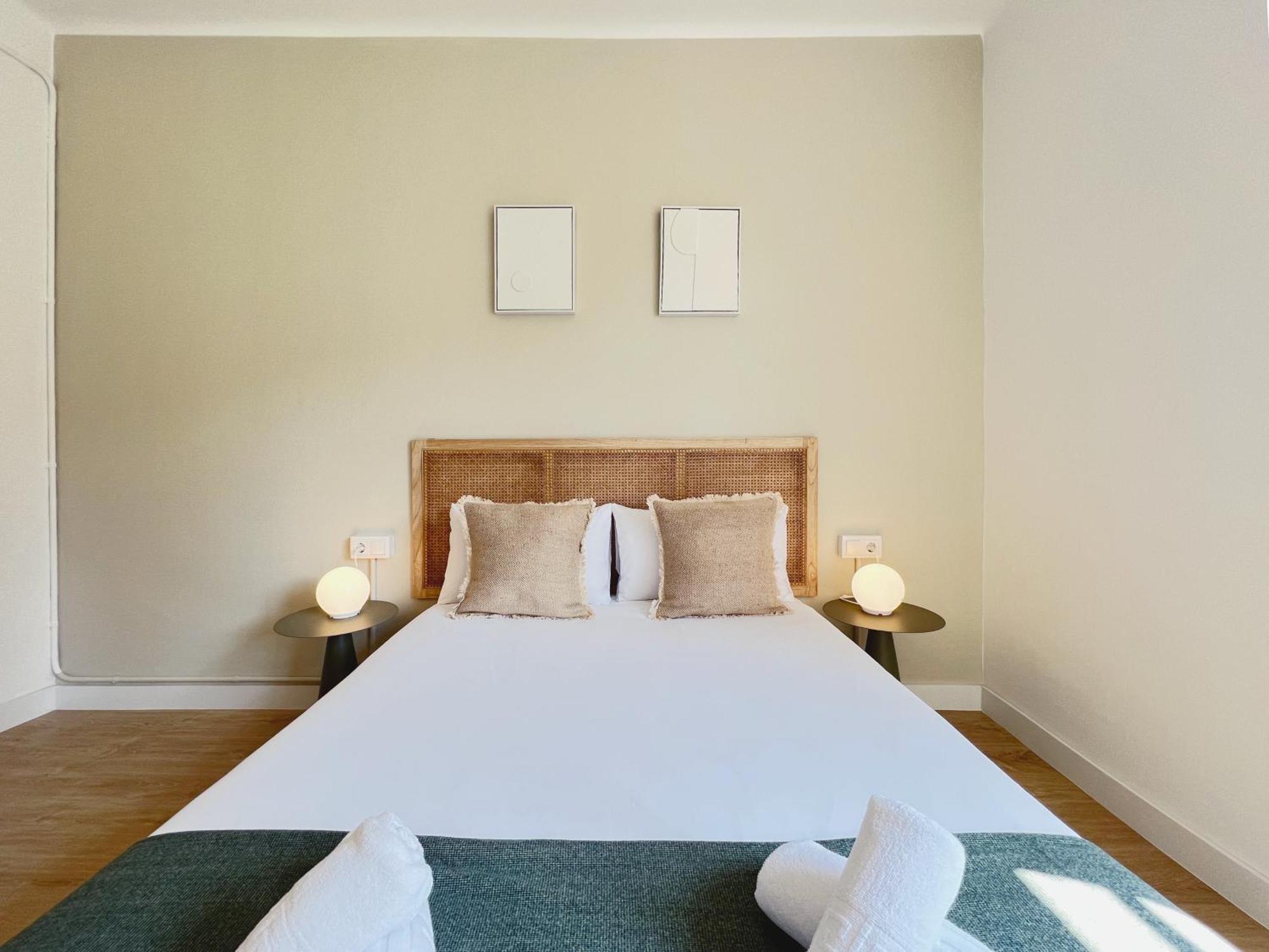 Stay U-Nique Apartments Gaudi I Barcelona Ngoại thất bức ảnh