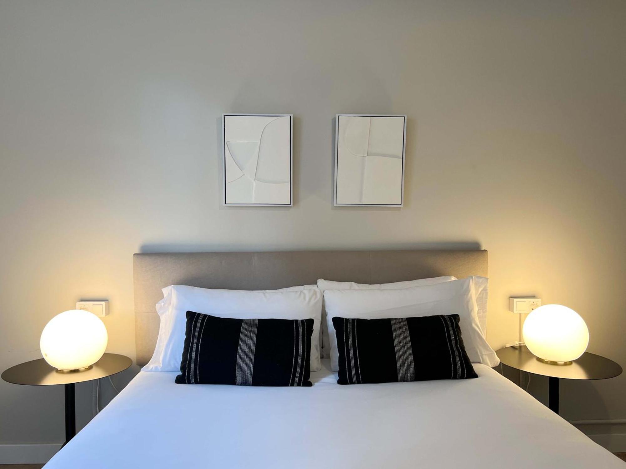 Stay U-Nique Apartments Gaudi I Barcelona Ngoại thất bức ảnh
